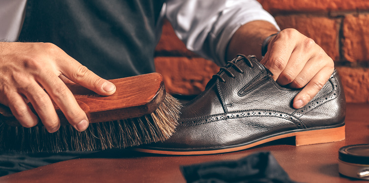 taking care of leather shoes