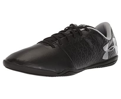 under armour girl’s magnetico indoor soccer shoe